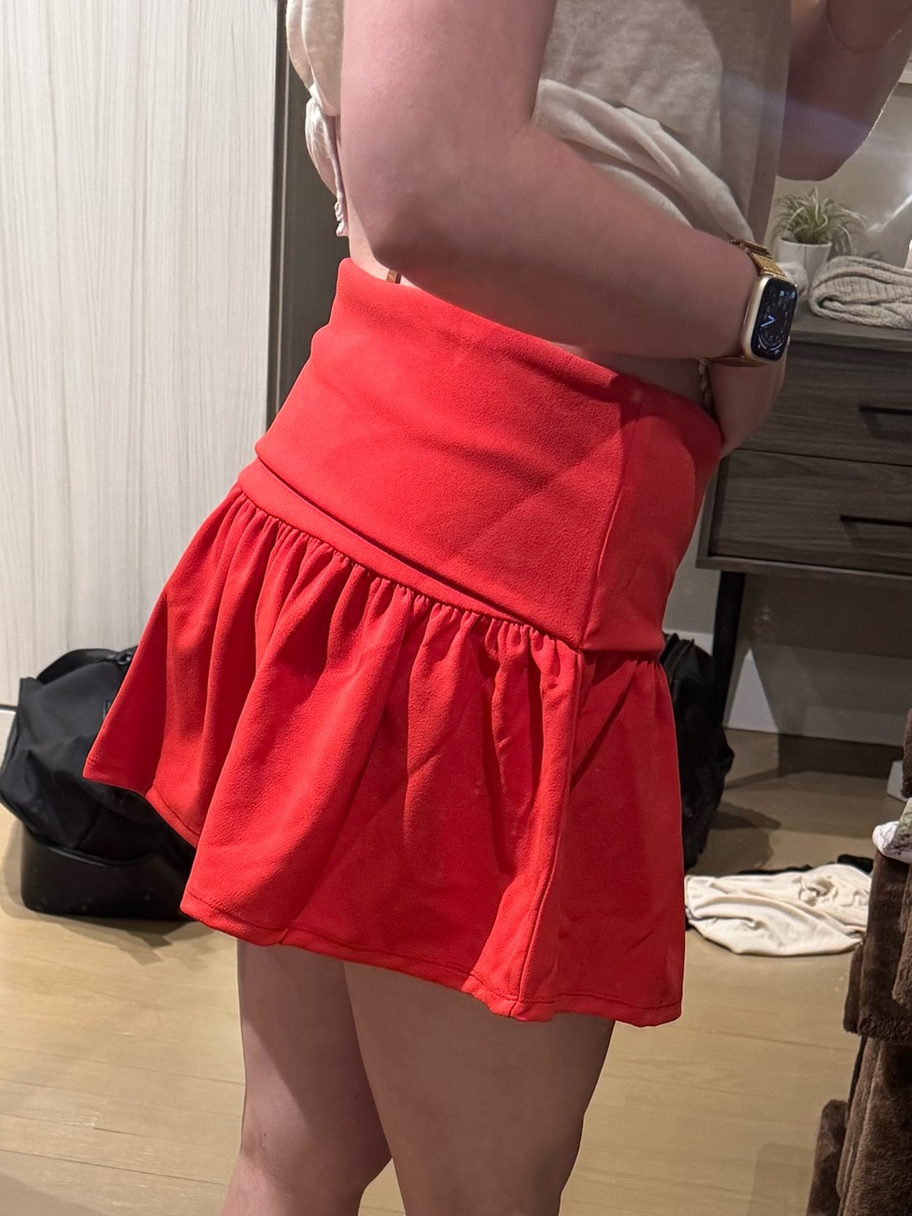 H&M Red Ruffle Mini Skirt - Picture 4 of 5